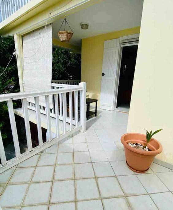 Habitation Nala Proche Bourg Apartamento Terre-De-Haut Exterior foto